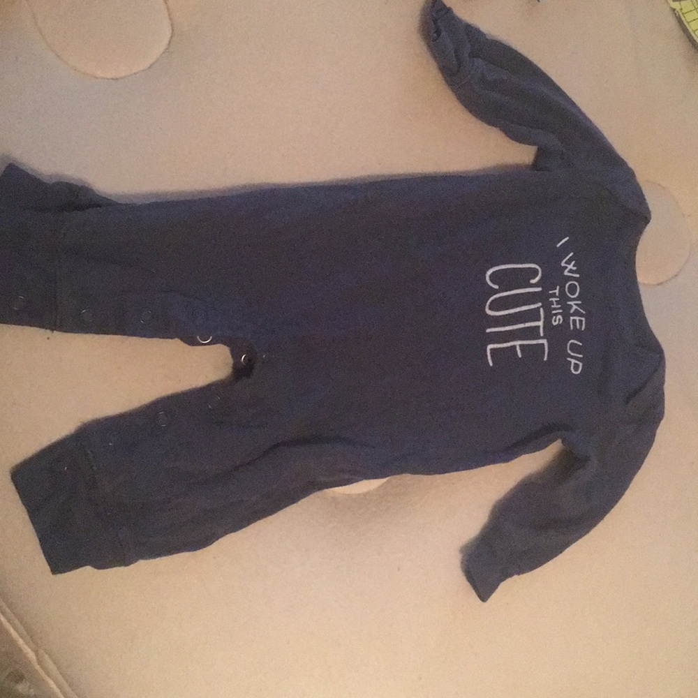Baby bodysuit